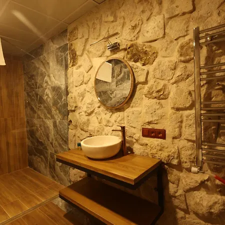 Δωμάτια σε οικογενειακή κατοικία Cardak House *